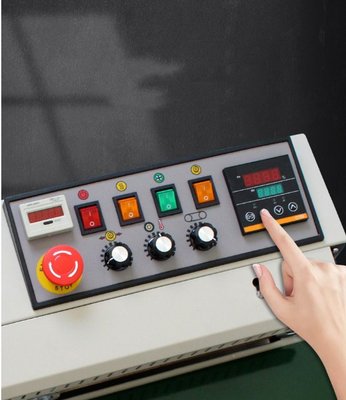 デスクトップのポックシール用連続バンドプラスチック袋シラー 220V/110Vの電圧で